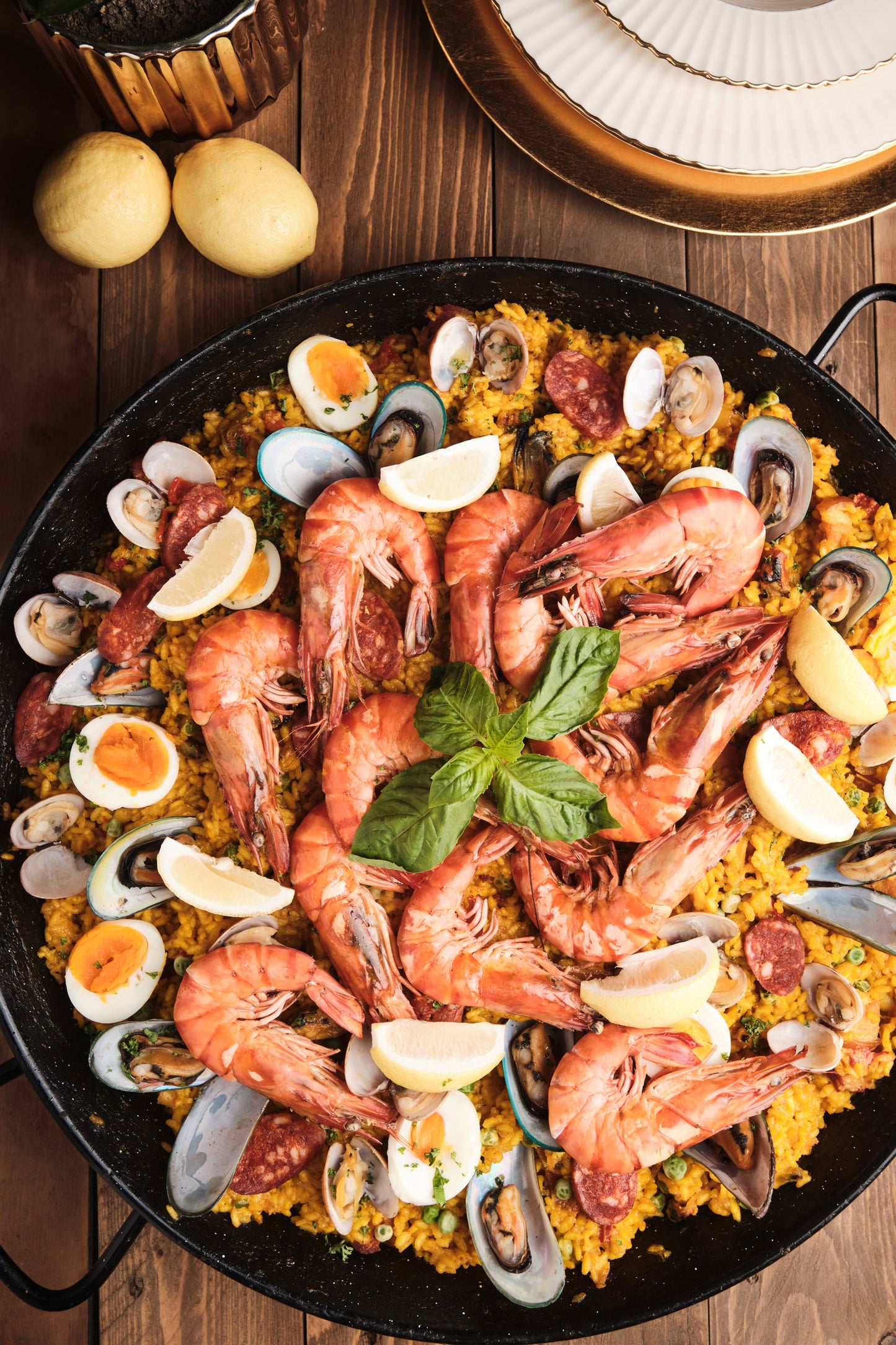 Paella Marinara (Seafood Paella) - Party Tray