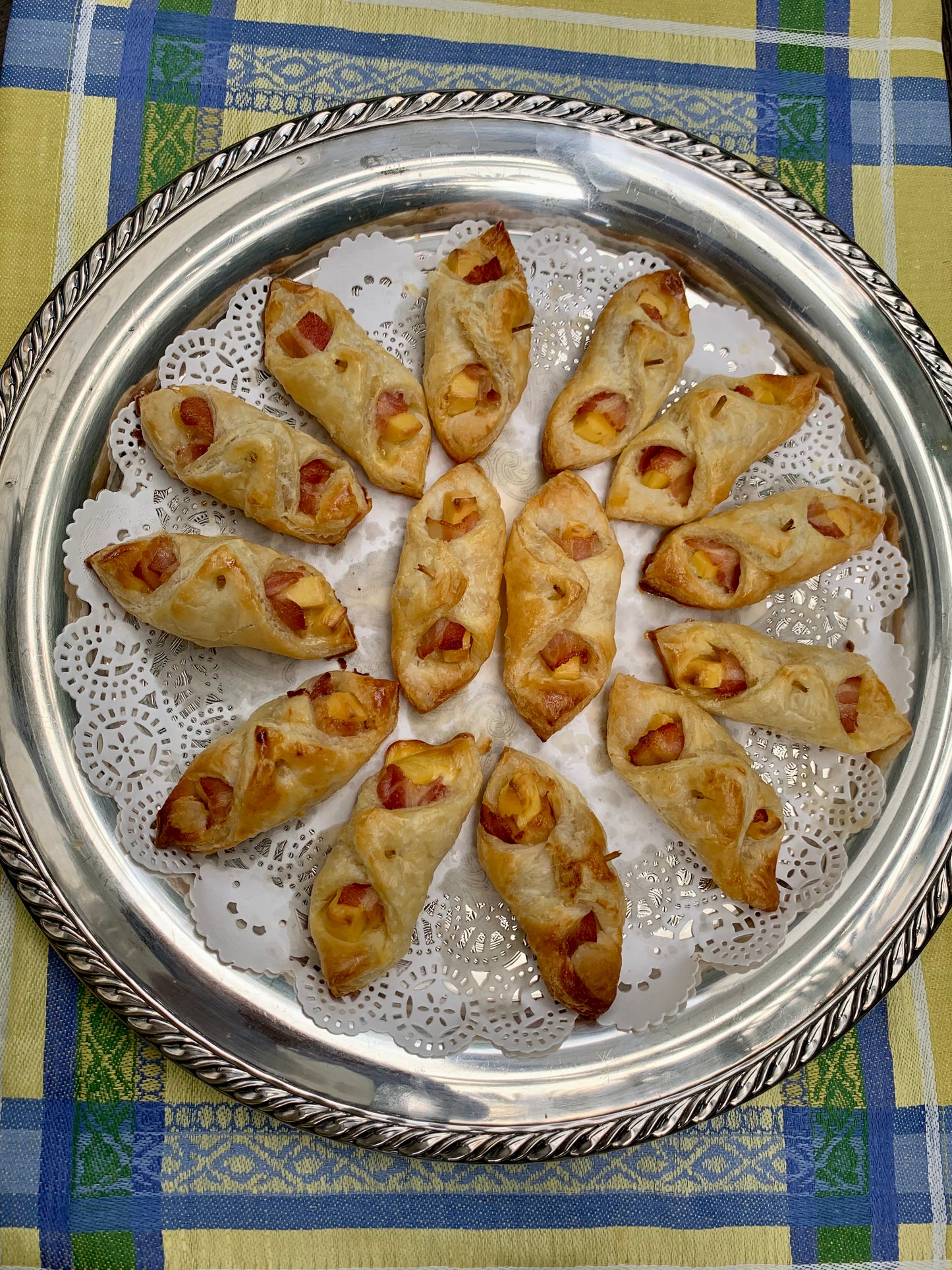Bacon and Cheese Puffs